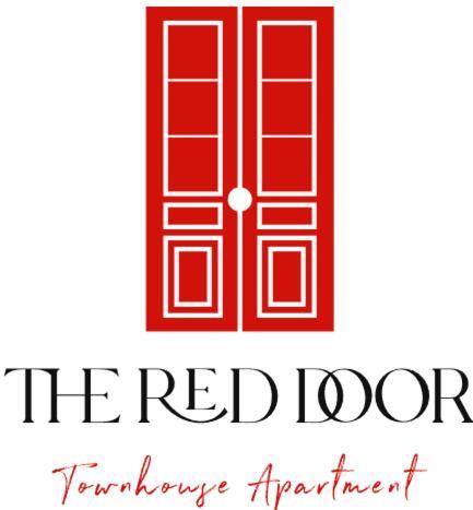 The Red Door Townhouse Apartment Ardara Exteriör bild